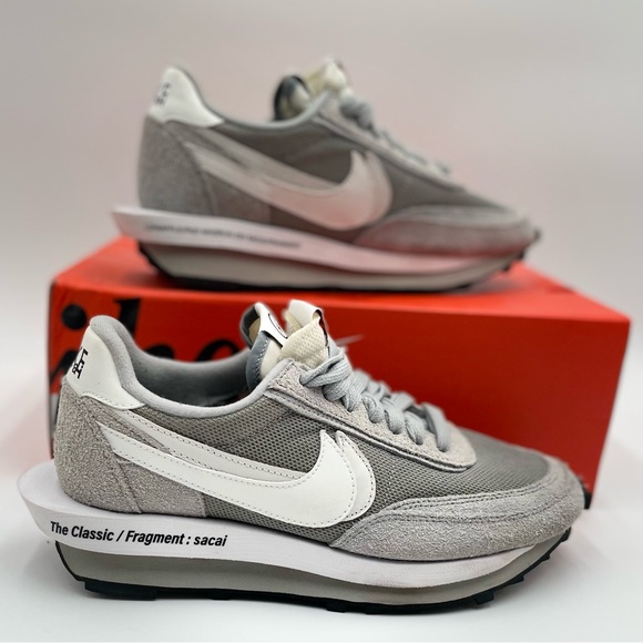 2021 Nike Fragment Design x sacai x LDV
Waffle 'Light Smoke Grey' size 8 - Picture 2 of 12